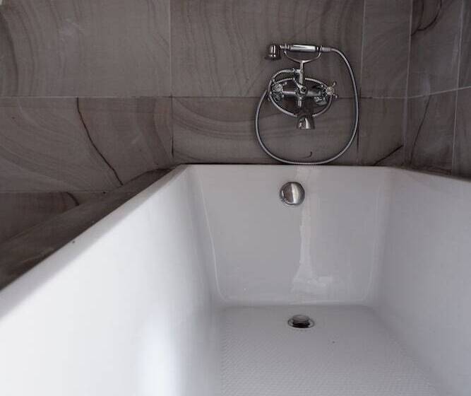 فندق Black Elephant Boutique