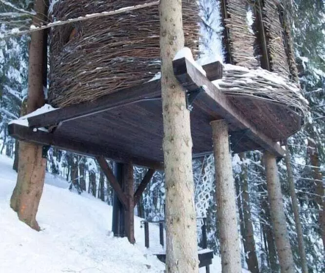 Hotelli Cabane Entre Terre Et Ciel