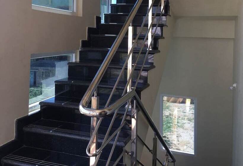 Hotelli Dea Service Apartment