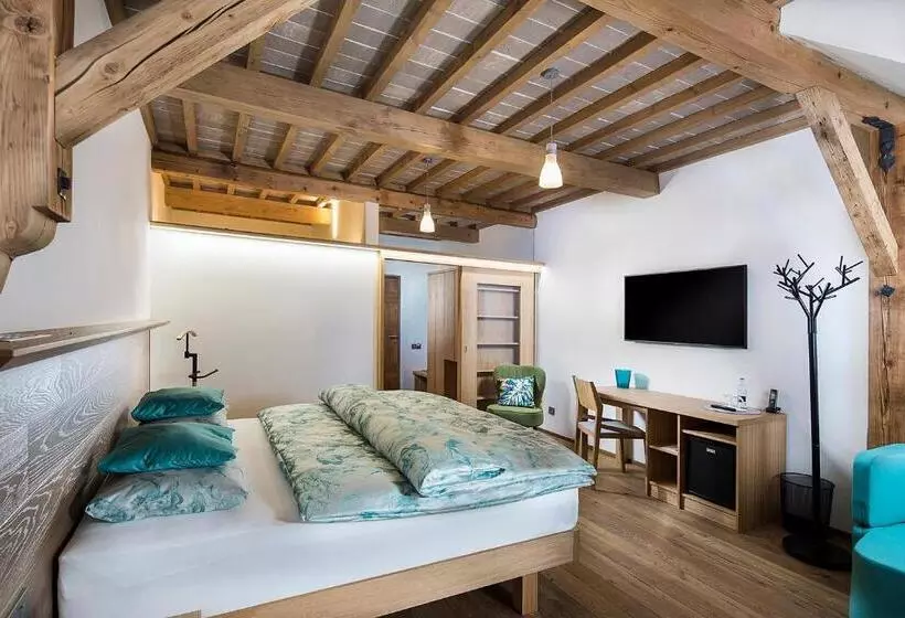 Hotelli Kaštieľ Kubínyi