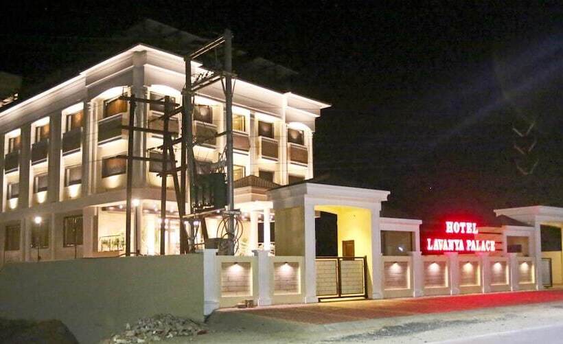 酒店 Lavanya Palace