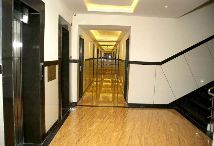 酒店 Lavanya Palace