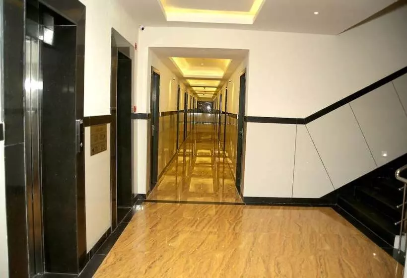 Hotelli Lavanya Palace