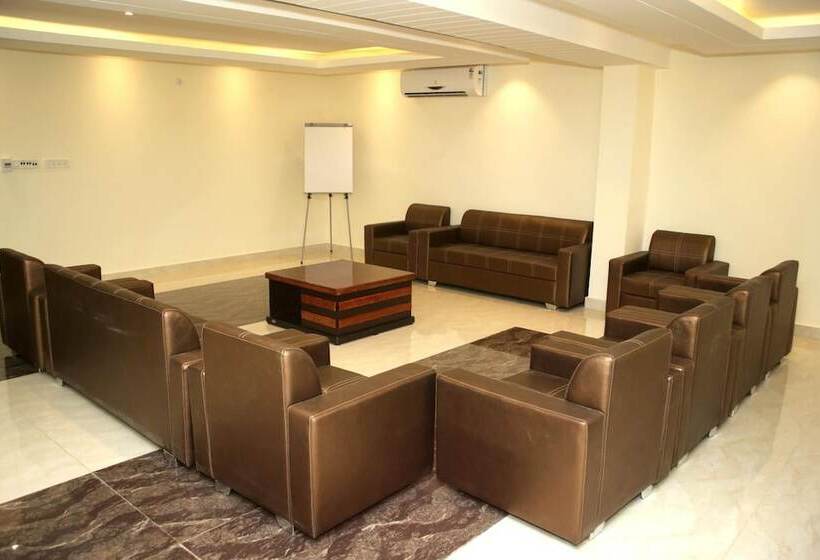 酒店 Lavanya Palace