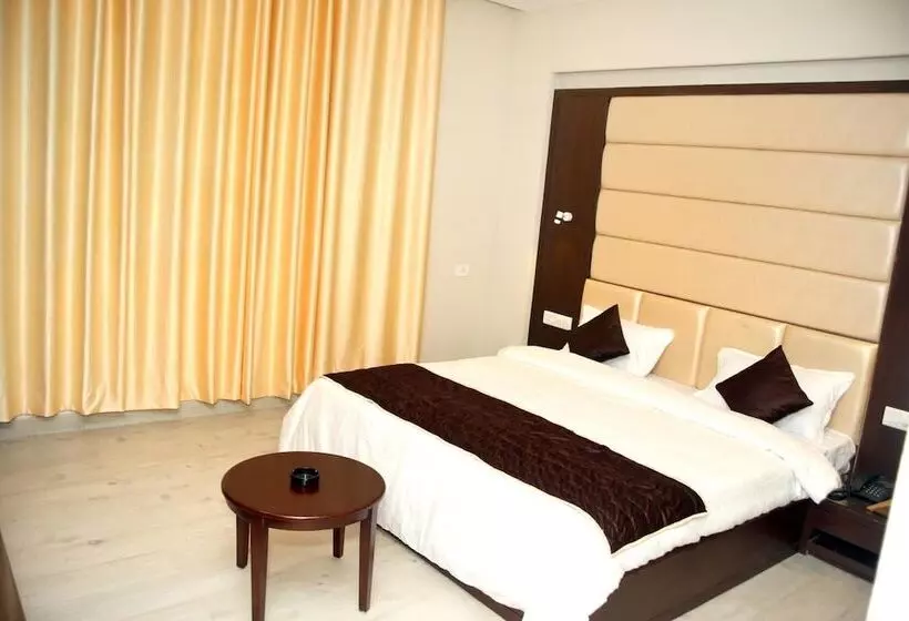 Hotelli Lavanya Palace