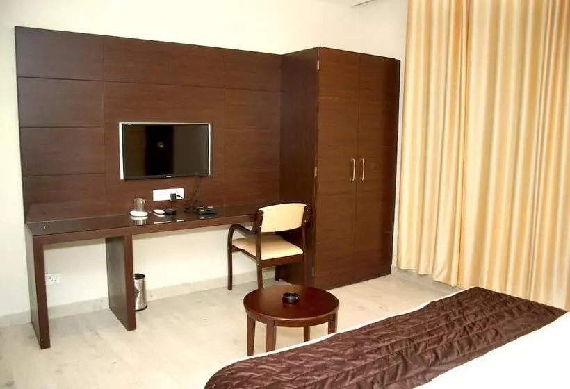 Hotelli Lavanya Palace