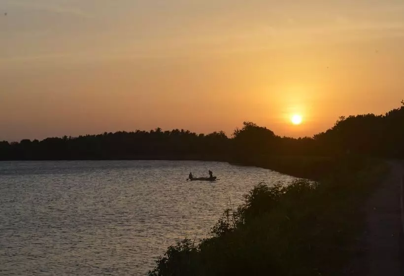 Hotel Makulu Safari Camping