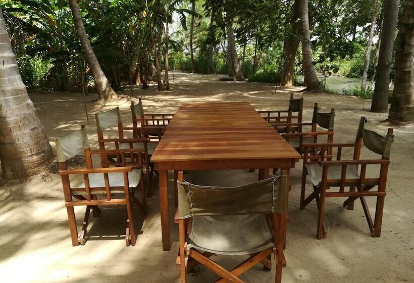 Hotelli Makulu Safari Camping