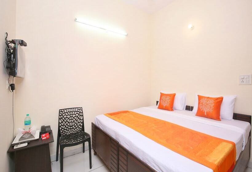 هتل Oyo 13007 Humble Residency