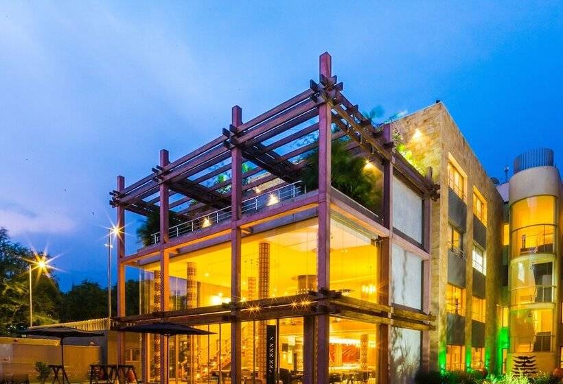 فندق Peduase Valley Resort