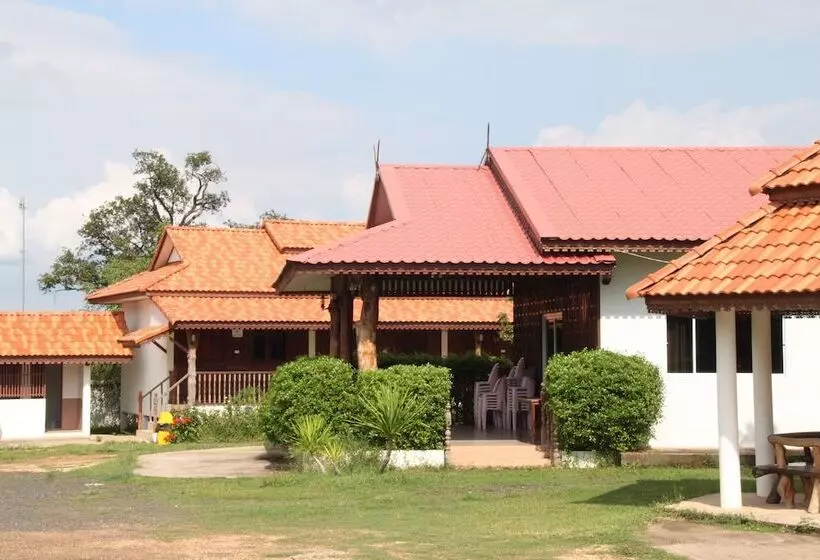 Hotelli Plaifah Resort Ubon