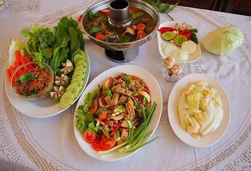 Hotelli Plaifah Resort Ubon