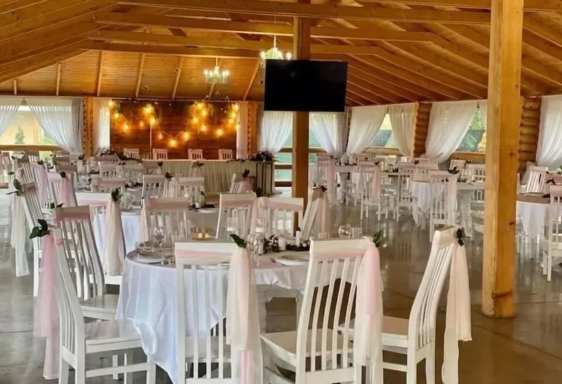 Hotelli Rayskiy Dvorik