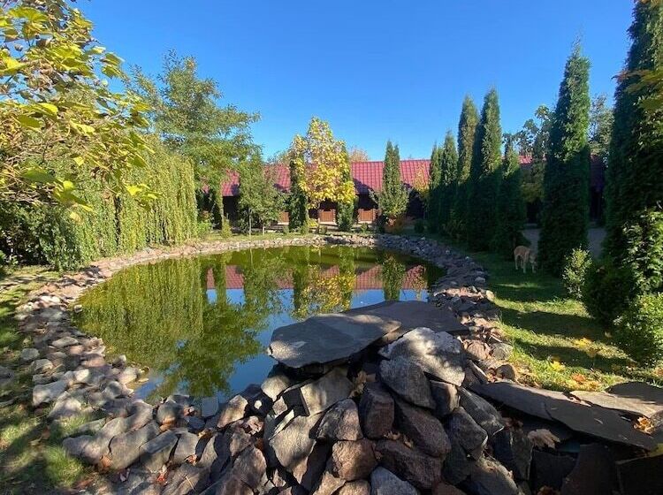 בית מלון כפרי Rayskiy Dvorik