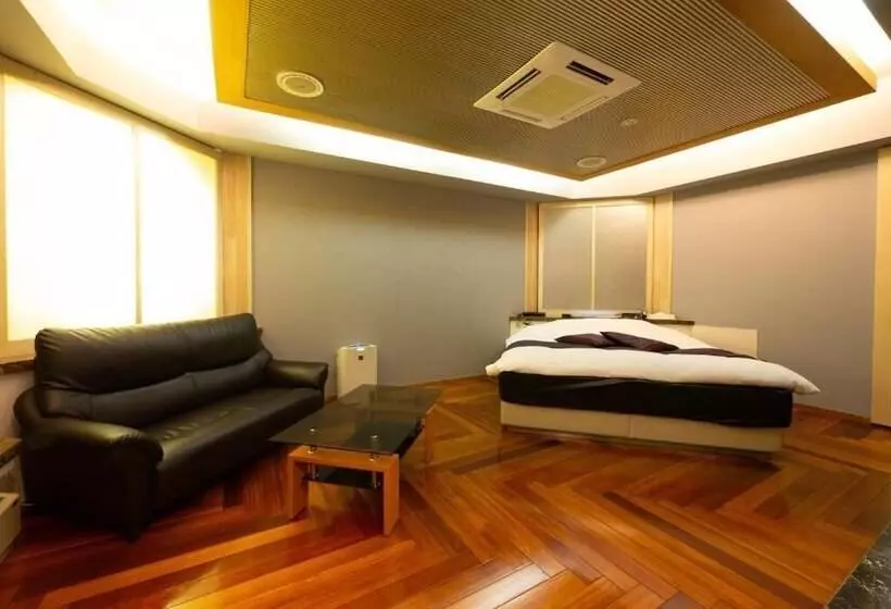 Hotelli Oxy   Adults Only