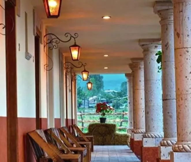 田舎風ホテル Chalet De Colombo