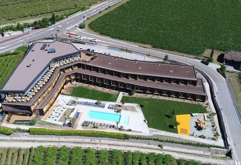 ホテル Thalhof Am See