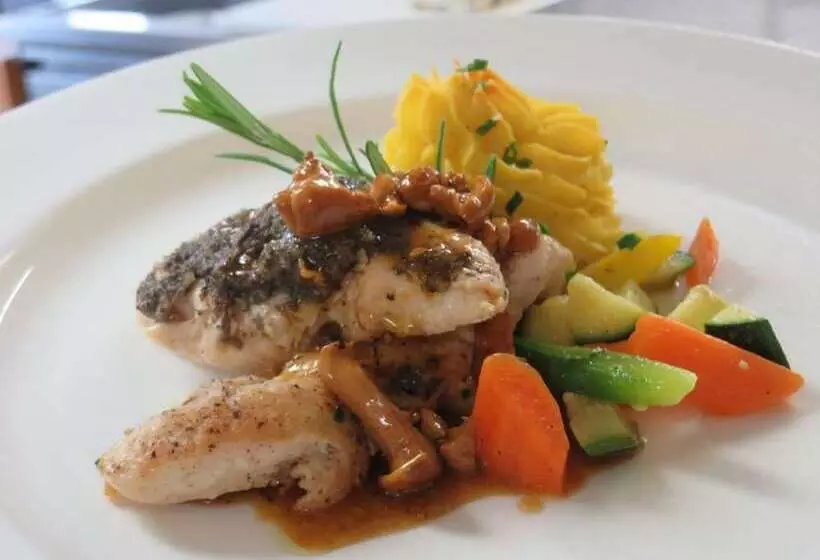 ホテル Thalhof Am See