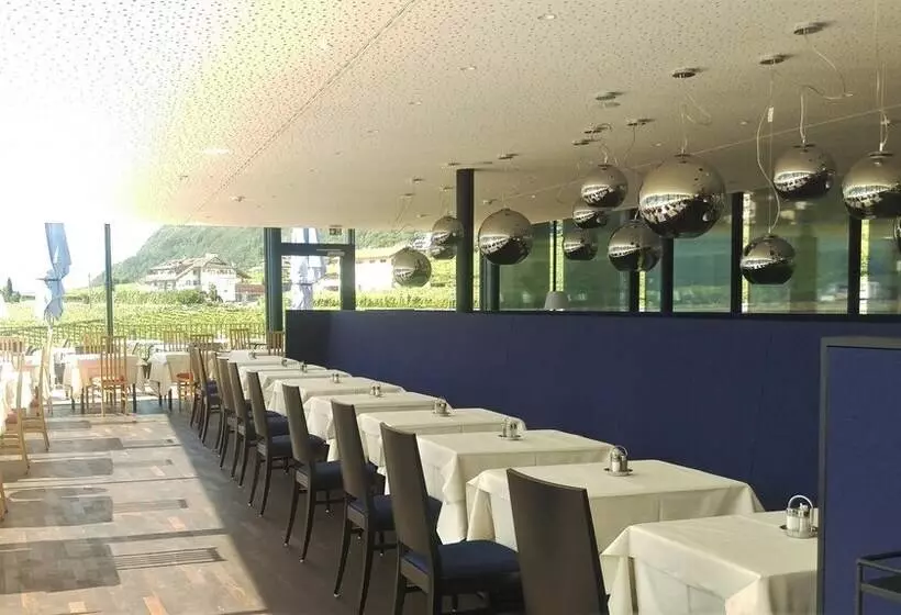 ホテル Thalhof Am See