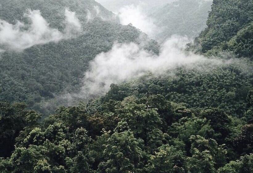 בית מלון כפרי Worachat House