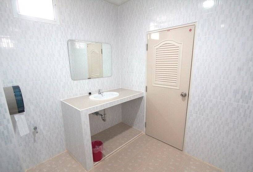 בית מלון כפרי Worachat House