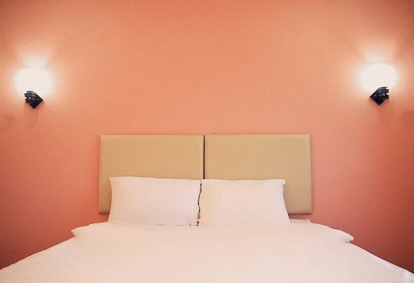 בית מלון כפרי Worachat House