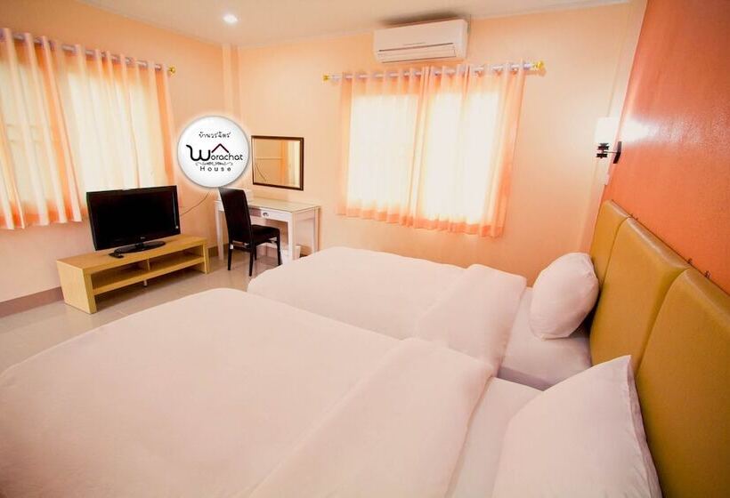 בית מלון כפרי Worachat House