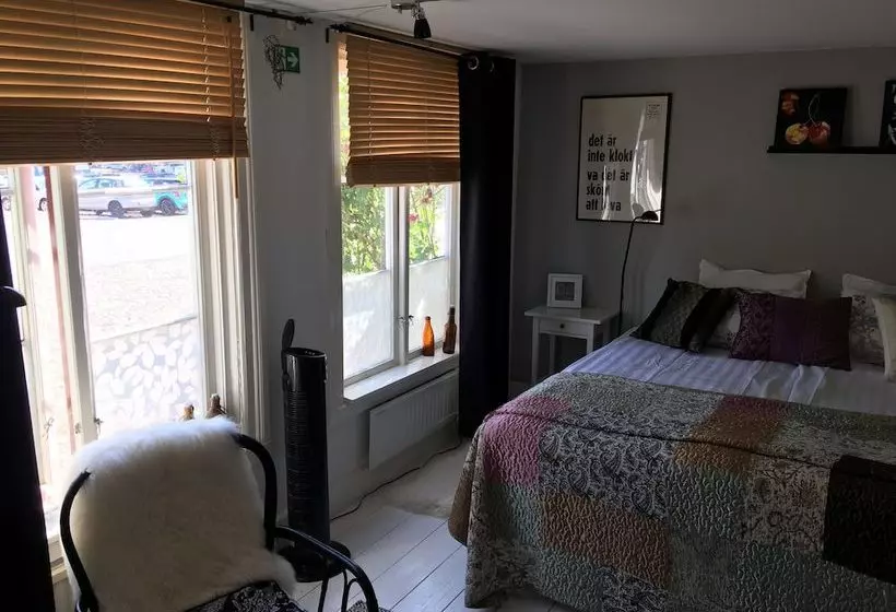 Kattrumpans Bed & Breakfast