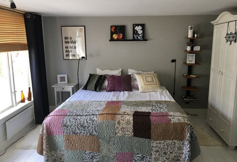 Kattrumpans Bed & Breakfast