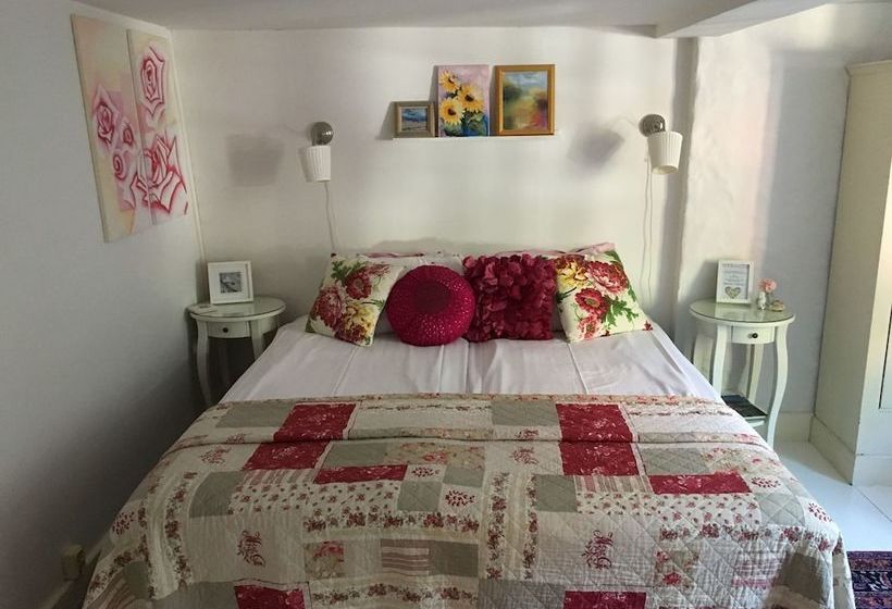 Kattrumpans Bed & Breakfast