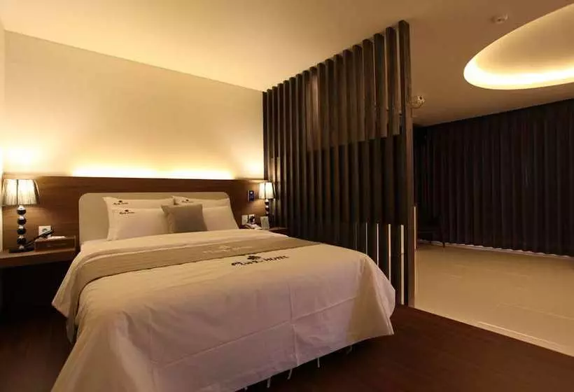 Motelli Drive In  Tiamo