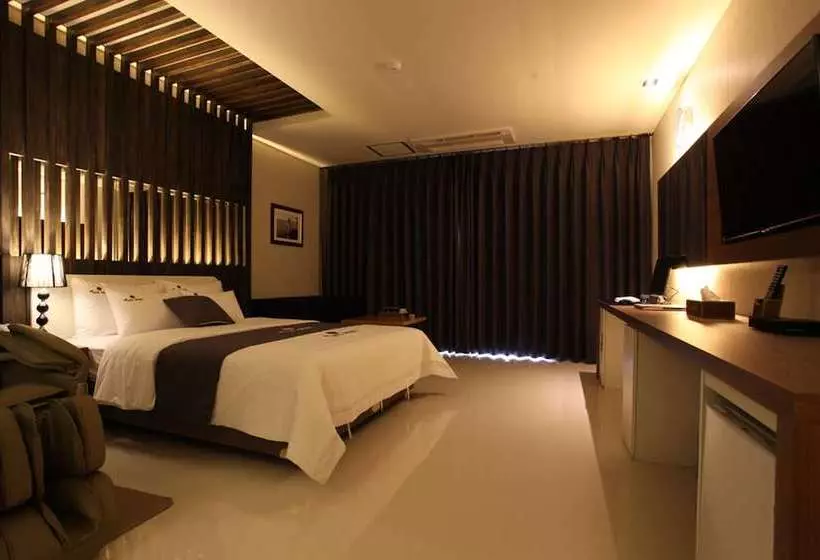 Motelli Drive In  Tiamo