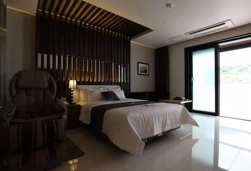 Motelli Drive In  Tiamo