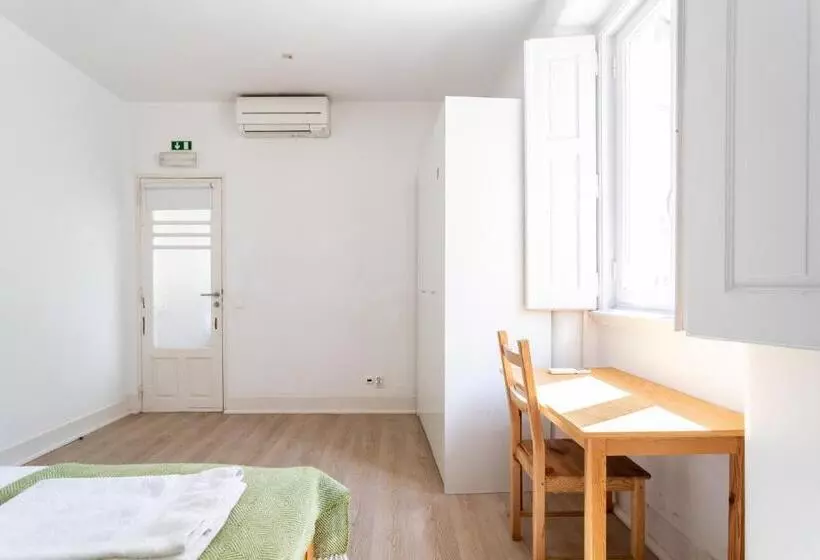 Majatalo Castilho Residence