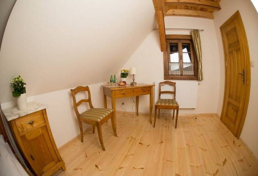 Pensjonat Dom Zegarmistrza