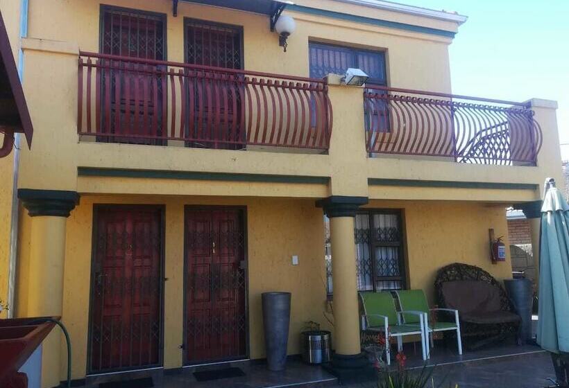 Пансион Ga Dikobo Guest House