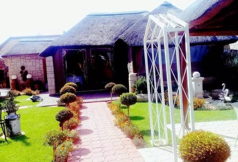 Majatalo Ga Dikobo Guest House