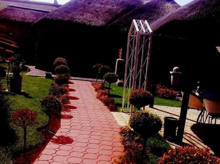 Пансион Ga Dikobo Guest House