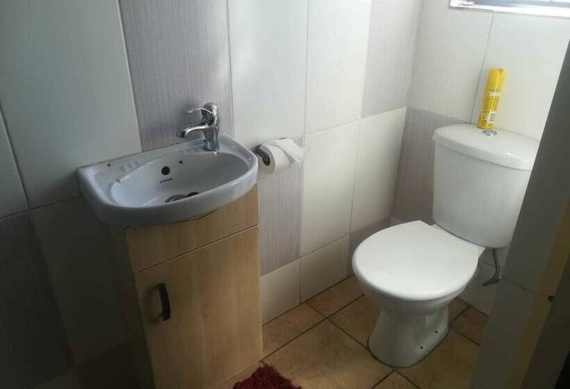 Пансион Ga Dikobo Guest House