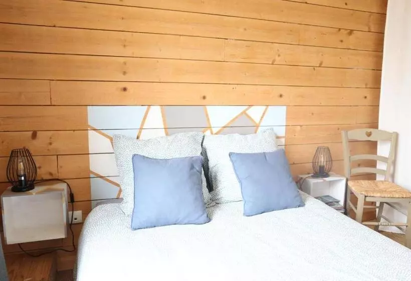 Majatalo Maison Ecologique En Paille