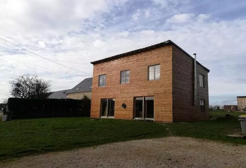 Majatalo Maison Ecologique En Paille