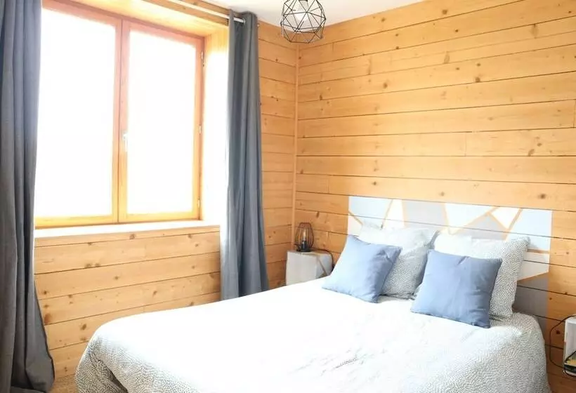 Majatalo Maison Ecologique En Paille