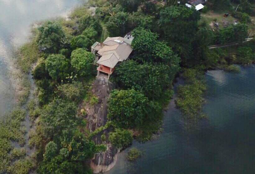 منتجع Castle Palace Kandy