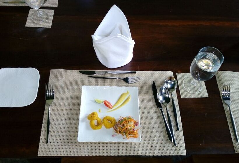 منتجع Castle Palace Kandy