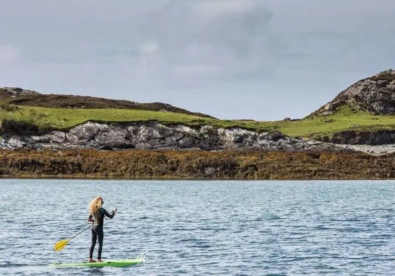 The Beach, Days Bar And B&b