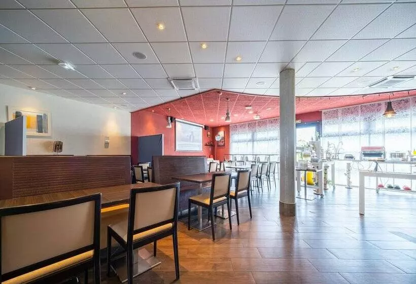 B&B Hotel Calais Terminal Cité de l'Europe 4 étoiles