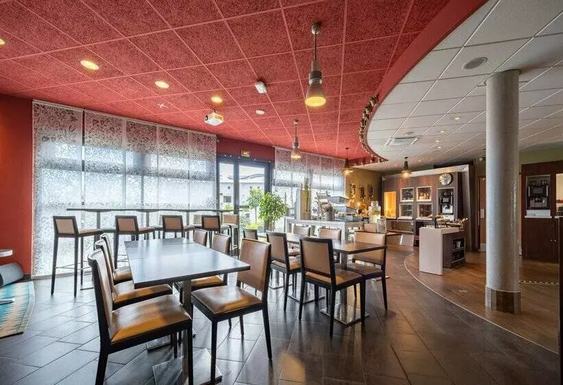 B&B Hotel Calais Terminal Cité de l'Europe 4 étoiles