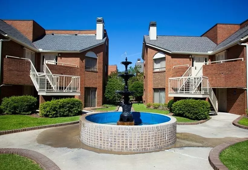 Chase Suite Hotel Baton Rouge