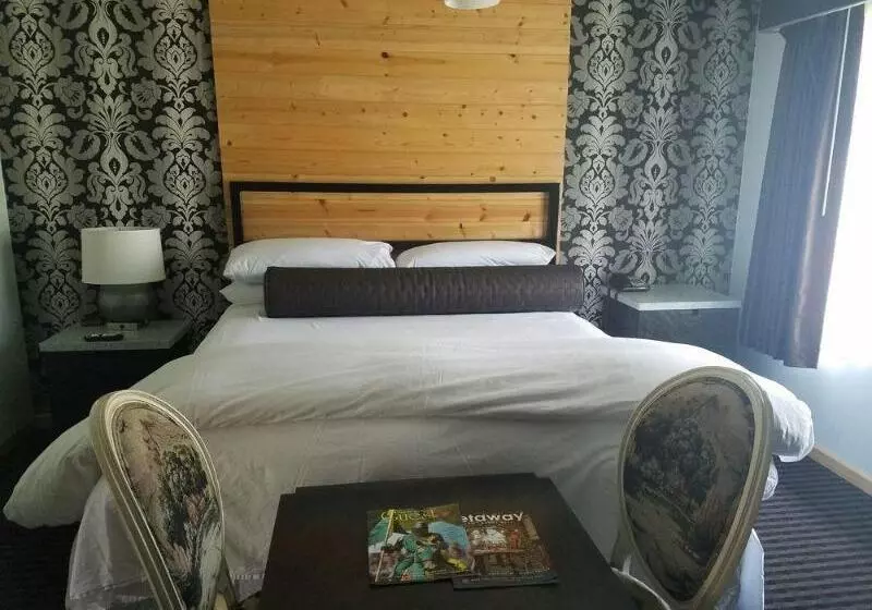 호텔 3 Peaks Resort & Beach Club