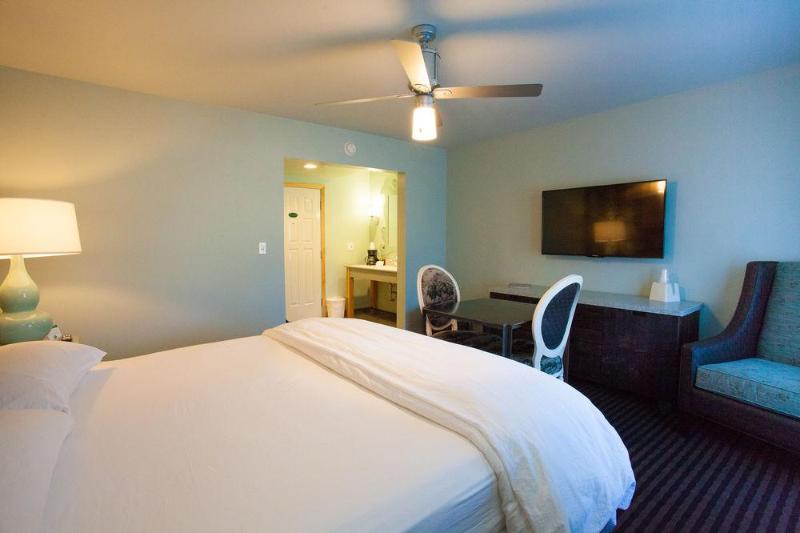 فندق 3 Peaks Resort & Beach Club